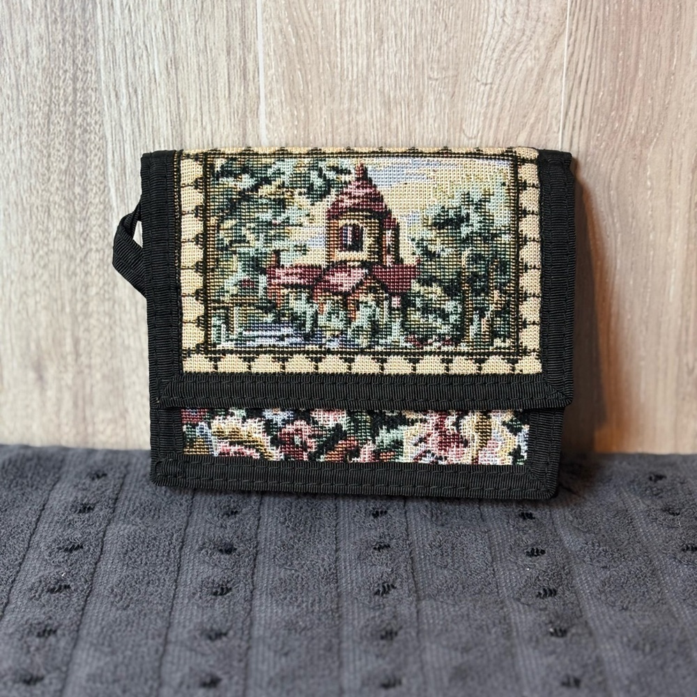 Scenic Tapestry Clutch with Black Trim